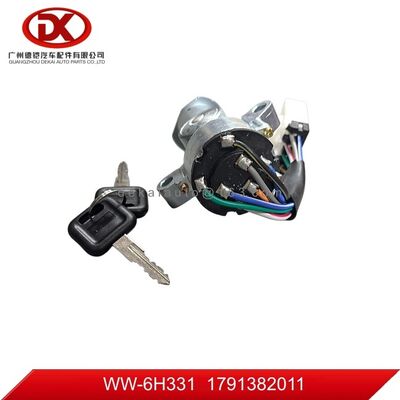 자동차 잠금 실린더 세트 1791382011 1 79138201 1 ISUZU CYZ51K CXZ81 FVR34 트럭 부품
